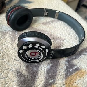 Blink 182 Beats by Dre